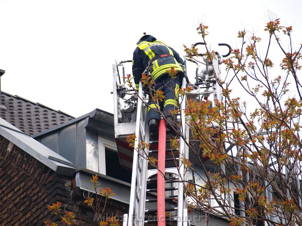 Dachstuhlbrand Belgisches Viertel Maastricherstr P049.JPG